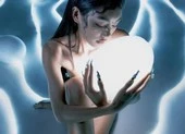 Rich kid Thảo Nhi Lê gây bão khi tung bộ ảnh nude 100%