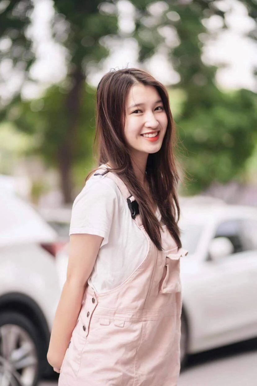 Người đẹp Thanh Hóa hiện đang theo học ngành Luật Thương mại Quốc tế tại trường Đại học Luật Hà Nội. Người đẹp Thanh Hóa hiện đang theo học ngành Luật Thương mại Quốc tế tại trường Đại học Luật Hà Nội.