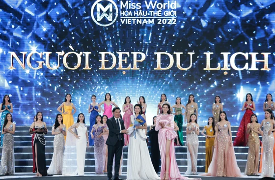 Phương Linh giành danh hiệu 'Người đẹp Du lịch' và vào thẳng Top 20 chung cuộc của Miss World Vietnam 2022. Ảnh: BTC Phương Linh giành danh hiệu 'Người đẹp Du lịch' và vào thẳng Top 20 chung cuộc của Miss World Vietnam 2022. Ảnh: BTC
