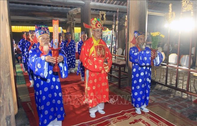 Lễ khai chỉ tại Lễ hội chùa Keo mùa thu năm 2022. Ảnh: TTXVN. Lễ khai chỉ tại Lễ hội chùa Keo mùa thu năm 2022. Ảnh: TTXVN.
