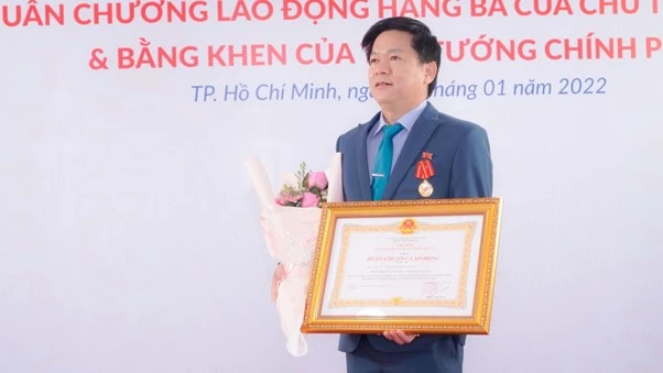 Bác sĩ Tú Dung tạo nên hàng loạt thành tựu Y khoa trong và ngoài nước.jpg