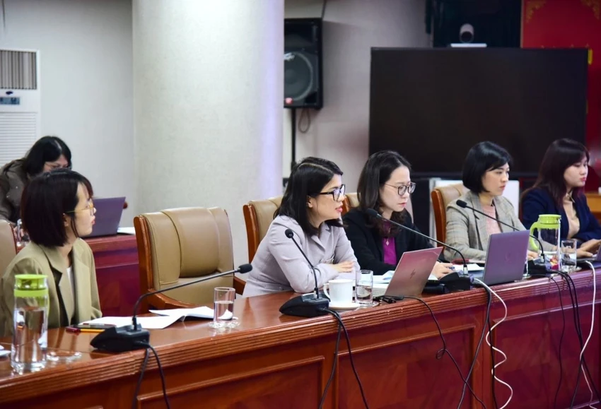 TV.HĐQT Phạm Thị Thanh Hoài chủ trì Hội nghị Nhà đầu tư và Chuyên gia phân tích năm 2024.jpg