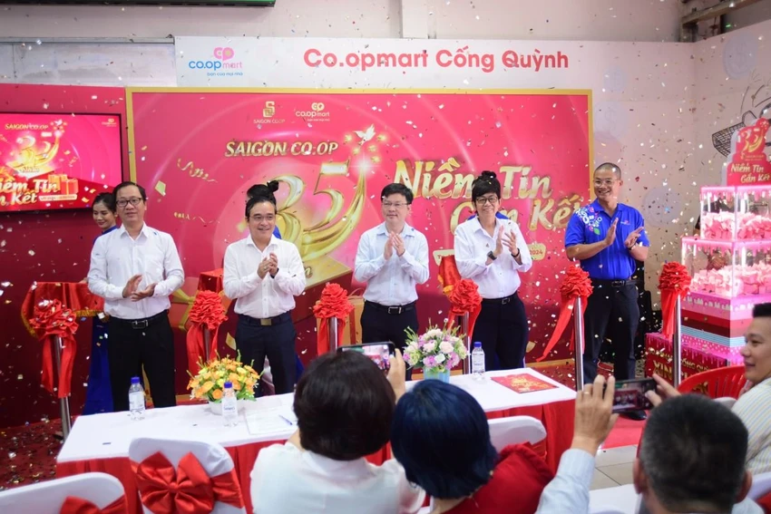 Chính thức khởi động chuỗi chương trình sinh nhật ‘35 năm Saigon Co.op - Niềm tin gắn kết’.jpg