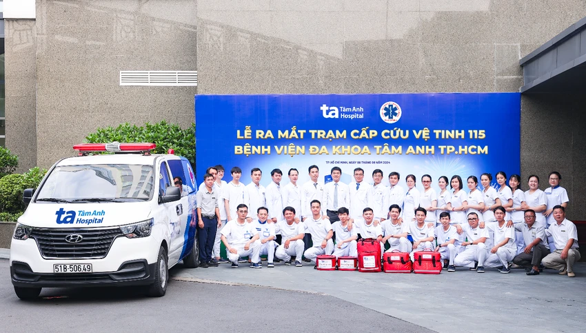 Ê kíp cấp cứu ngoại viện tại Bệnh viện Đa khoa Tâm Anh TP.HCM phục vụ Trạm cấp cứu vệ tinh 115. Ảnh: BVĐK Tâm Anh.png