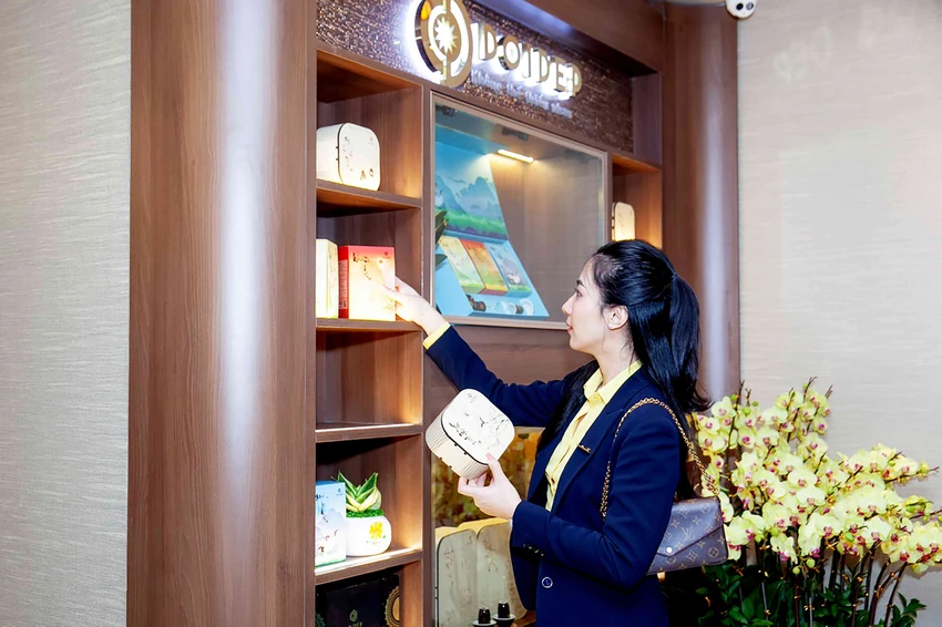 Phòng chờ được trang bị các sản phẩm cao cấp đến từ thương hiệu Đôi Dép.jpg