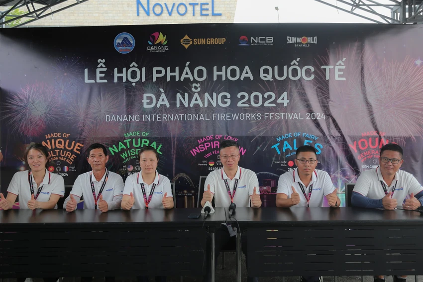 Với chủ đề “Dệt hoa trời hạ”, đội Trung Quốc hứa hẹn sẽ mang đến màn trình diễn khác biệt trong đêm thi thứ 4.jpg