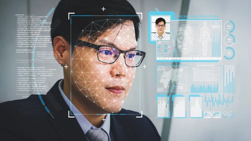 Người dân tiến hành xác thực sinh trắc học để tuân thủ QĐ 2345/NHNN về giao dịch trực tuyến.jpg