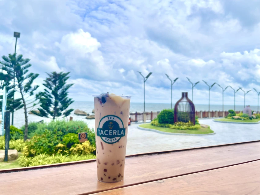 Trà sữa Tacerla Tea House Full Topping.jpg