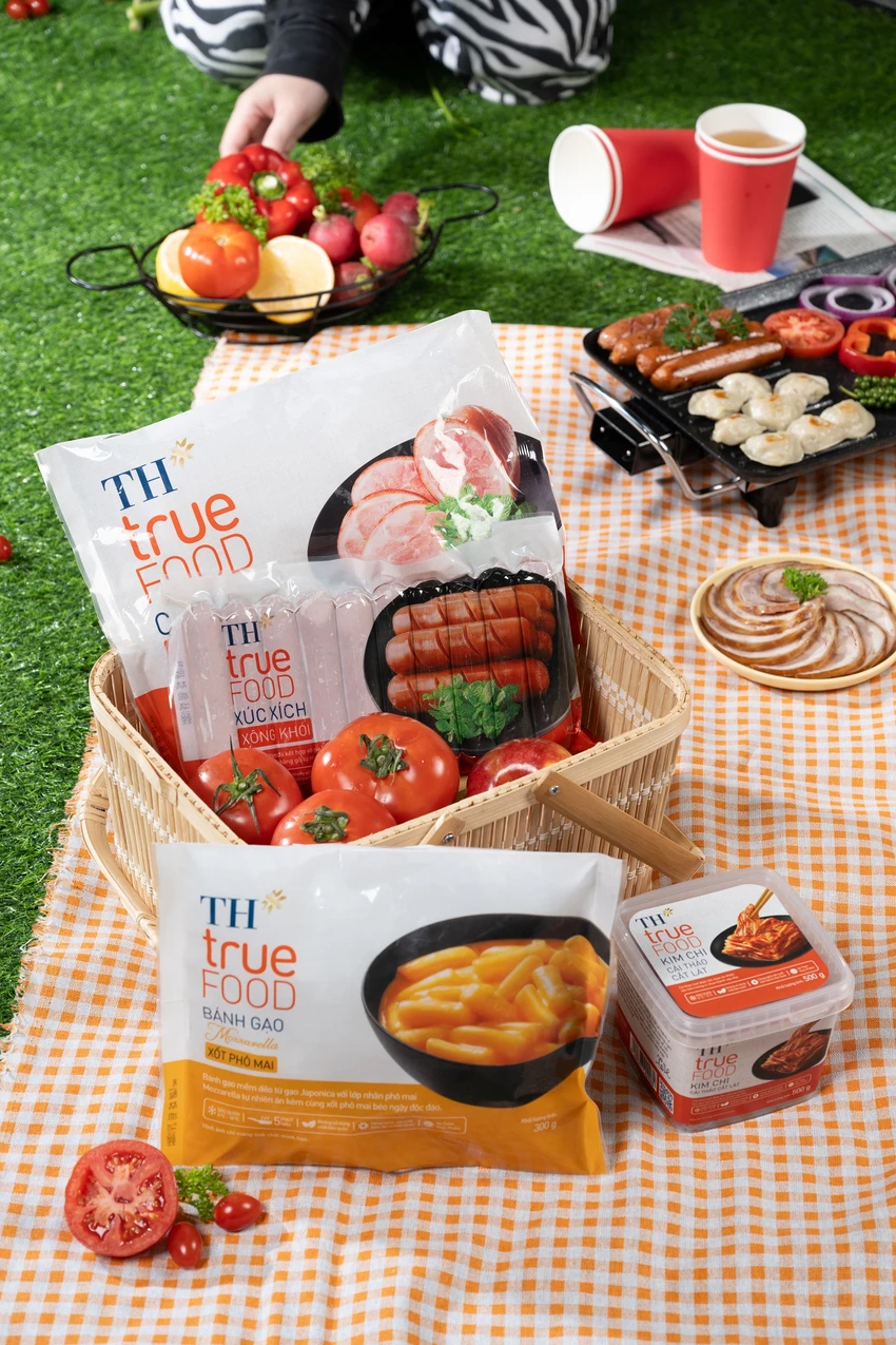 Mùa hè này, hãy để TH true FOOD đồng hành cùng bạn trong mỗi cuộc vui.jpg