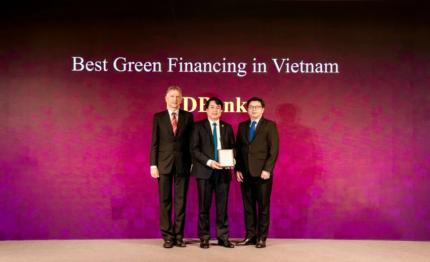 HDBank nhận giải thưởng Tổ chức Tài chính Xanh tốt nhất Việt Nam.png