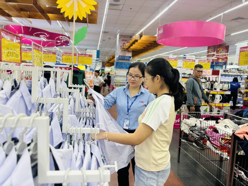 Co.opmart, Co.opXtra thực hiện bình ổn giá các mặt hàng tựu trường.jpg