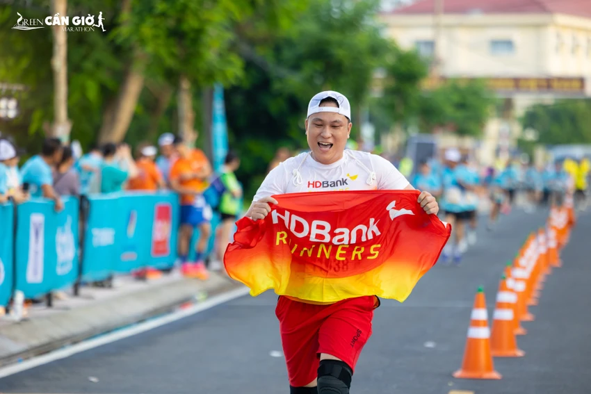green-can-gio-marathon-hdbank-2024-duong-dua-xanh-cua-tinh-than-esg-3.jpg