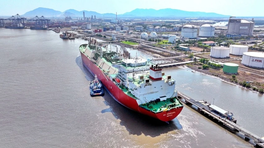 PV GAS sẵn sàng cấp LNG cho khách hàng công nghiệp.jpg
