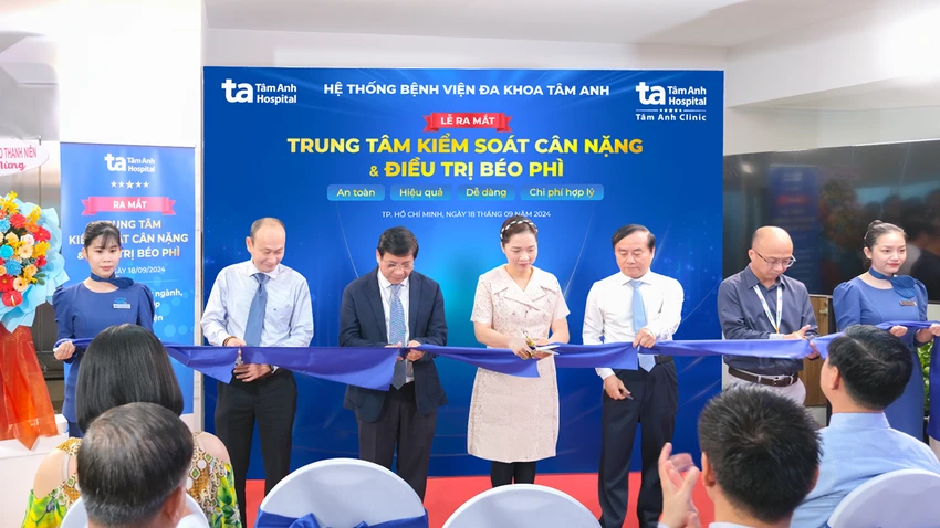 trung-tam-kiem-soat-can-nang-va-dieu-tri-beo-phi-dau-tien-tai-viet-nam-buoc-tien-moi-trong-cham-soc-suc-khoe.png
