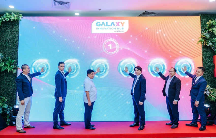 HDBank được vinh danh ‘Ngân hàng Xanh của năm’ tại Better Choice Awards 2024.png