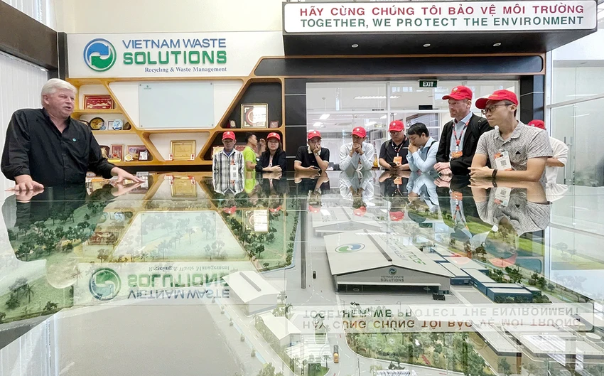cong-ty-vws-gay-bat-ngo-cho-doan-doanh-nhan-quoc-te-2.jpg