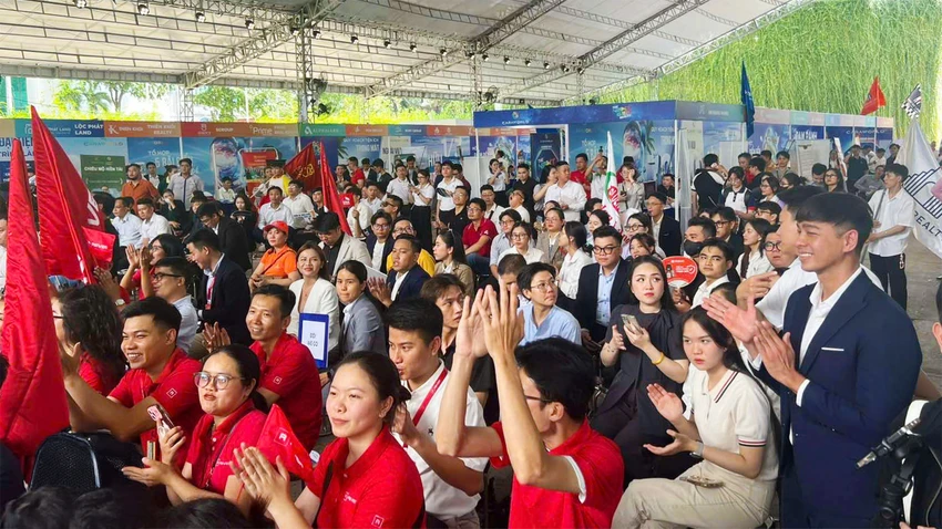 sieu-do-thi-bien-caraworld-khoi-dong-the-he-thu-linh-tiep-theo-cua-nganh-bat-dong-san-chinh-thuc-lo-dien.jpg