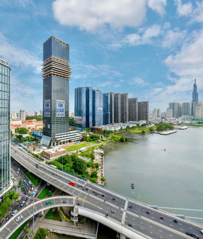 vi-tri-sieu-dac-dia-chung-nhan-xanh-loi-the-lam-nen-suc-hut-cho-marina-central-tower-2.jpg