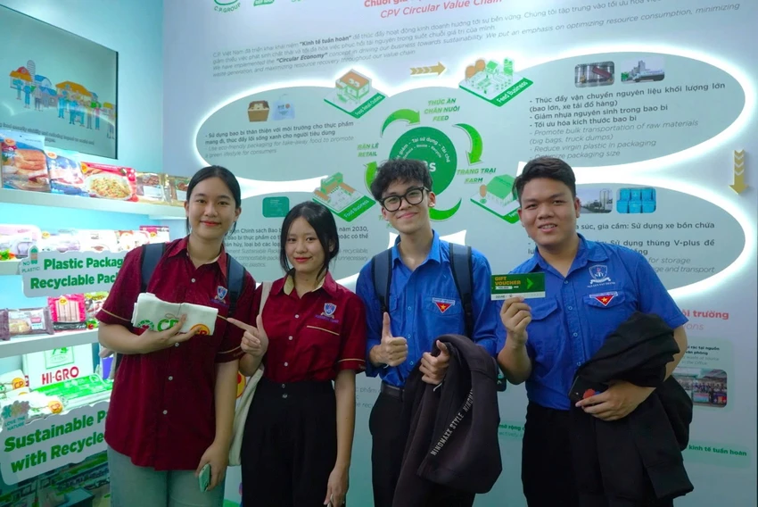 cp-viet-nam-cung-thuc-day-loi-song-xanh-trong-ngay-hoi-viet-nam-xanh-3.JPG