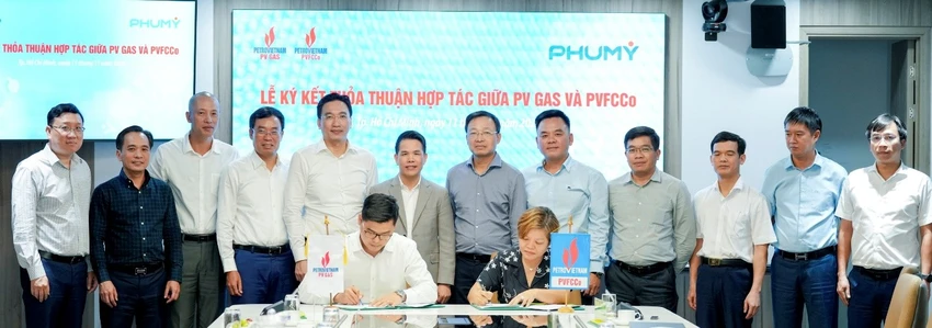 pvfcco-va-pv-gas-tang-cuong-hop-tac-lau-dai-toan-dien-huong-toi-phat-trien-ben-vung-3.jpg