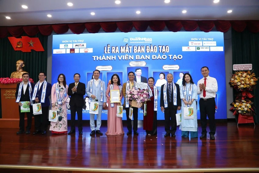 Talkshow ‘Doanh nhân – Bạn đã chuẩn bị gì cho đội ngũ kế thừa?’ thành công tốt đẹp.jpg