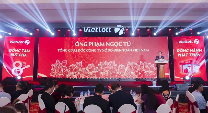 vietlott-vinh-danh-cac-dai-ly-diem-ban-hang-tieu-bieu-sau-hon-8-nam-trien-khai-kinh-doanh-4.jpg