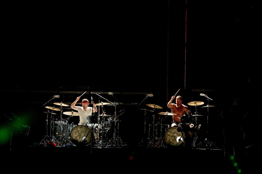 imagine-dragons-va-dan-sao-viet-mang-khoanh-khac-bung-no-toi-8wonder-winter-3.jpg