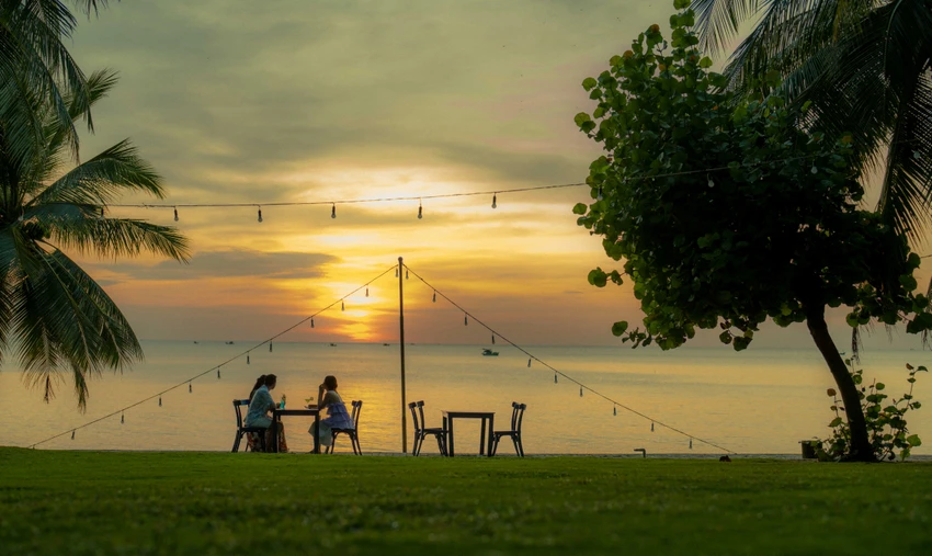 l-azure-resort-spa-ban-hoa-ca-cam-xuc-noi-dao-ngoc-phu-quoc-2.JPG