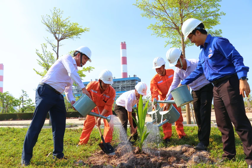 nhiet-dien-vinh-tan-hoan-thanh-som-ke-hoach-san-luong-dien-nam-2024-2.png