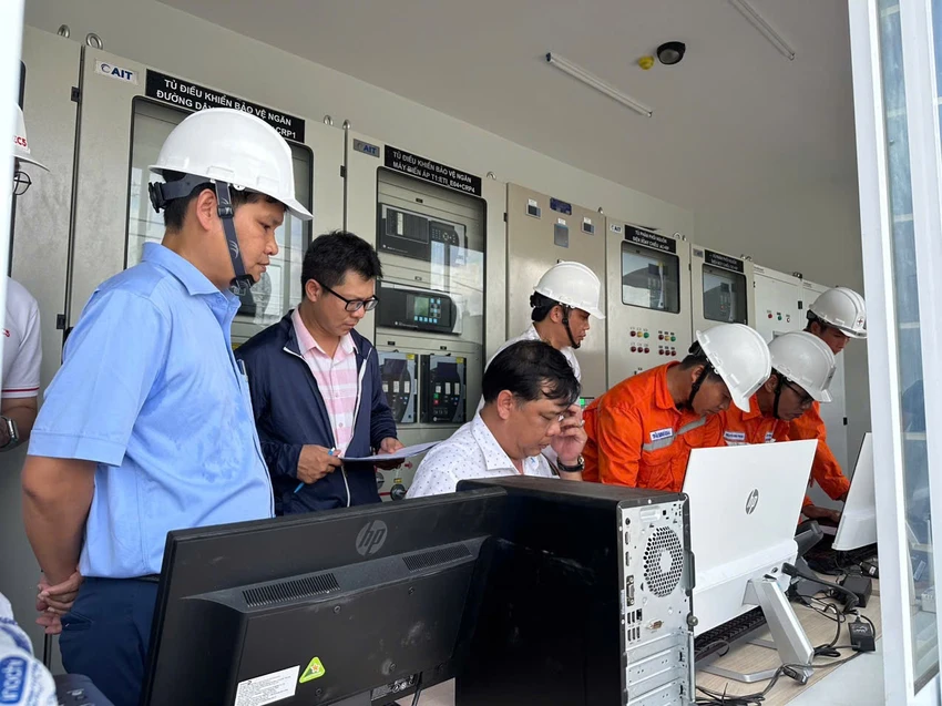 cuoi-nam-cac-tinh-phia-nam-lien-tuc-dua-vao-van-hanh-cac-cong-trinh-110kv-phuc-vu-dia-phuong-2.jpg