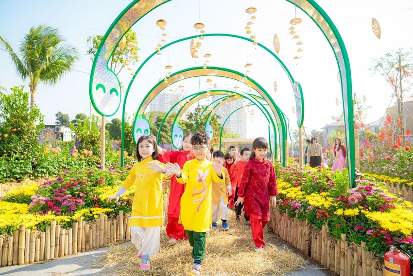 home-hanoi-xuan-2025-chinh-thuc-khai-hoi-don-khach-ve-du-xuan-3.jpg