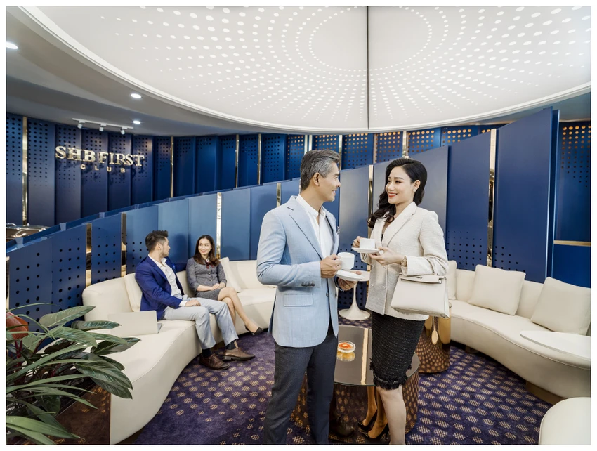 shb-cung-cap-goi-uu-dai-dac-quyen-cho-khach-hang-cao-cap-vay-mua-xe-volvo-2.jpg