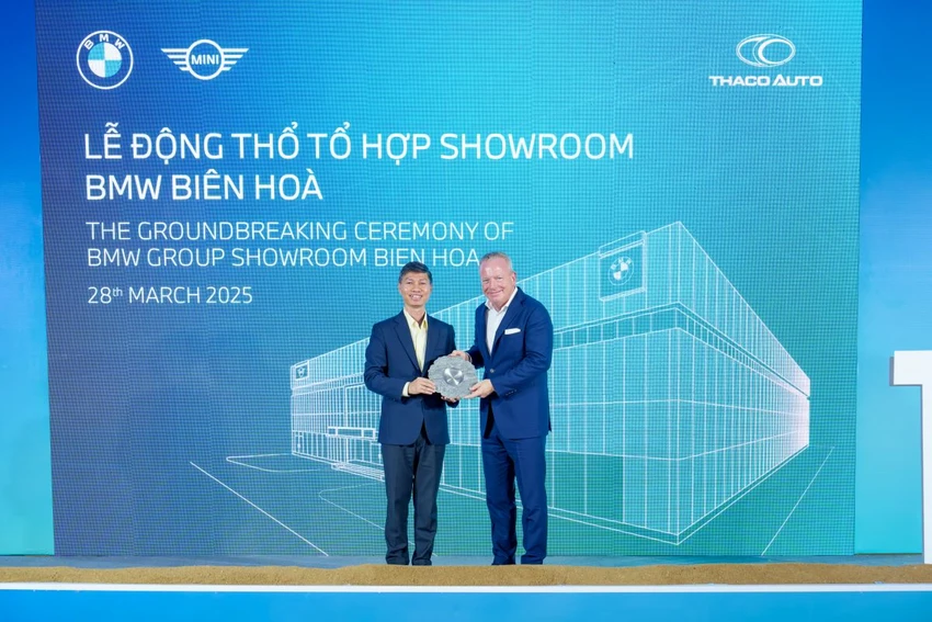 thaco-auto-to-chuc-le-dong-tho-to-hop-showroom-bmw-mini-theo-tieu-chuan-retail-next-tai-bien-hoa-2.jpg