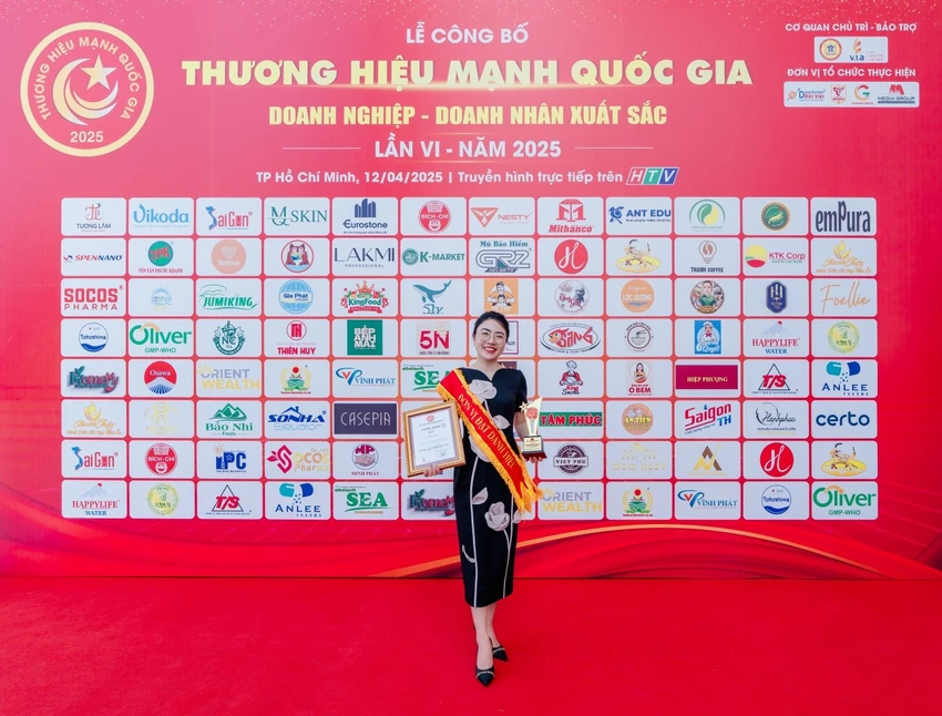 vikoda-dat-danh-hieu-top-10-thuong-hieu-manh-quoc-gia-nam-2025-3.jpg
