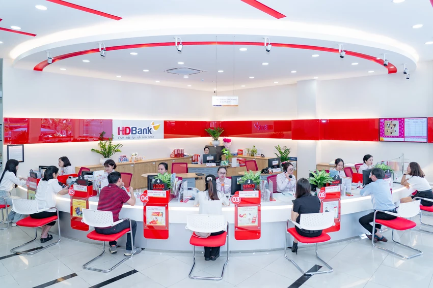thuc-thi-chuong-trinh-tin-dung-trong-diem-hdbank-tung-goi-vay-20-000-ty-dong-cho-linh-vuc-ha-tang-cong-nghe-so-2.jpg