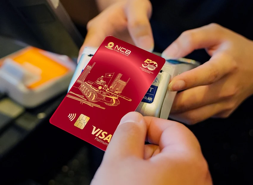 ncb-phat-huy-long-yeu-nuoc-qua-the-tin-dung-ncb-visa-thong-nhat-2.jpg