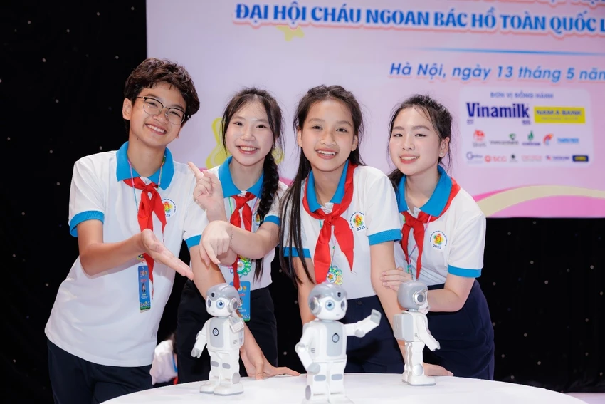 tiep-suc-the-he-mang-non-vinamilk-dong-hanh-cung-dai-hoi-chau-ngoan-bac-ho-lan-thu-x-2.jpg