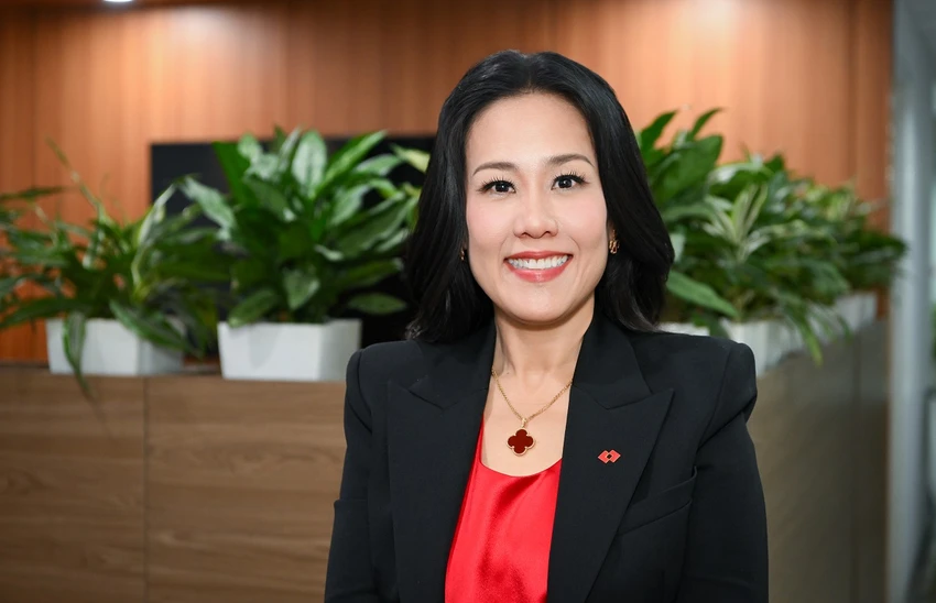 giam-doc-khoi-tiep-thi-techcombank-nam-thu-2-lien-tiep-top-50-nha-tiep-thi-anh-huong-nhat-apac-3.jpg