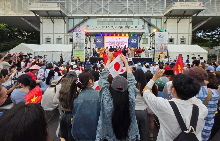 saigontourist-group-to-chuc-thanh-cong-le-hoi-van-hoa-am-thuc-tai-osaka-nhat-ban-3.jpg