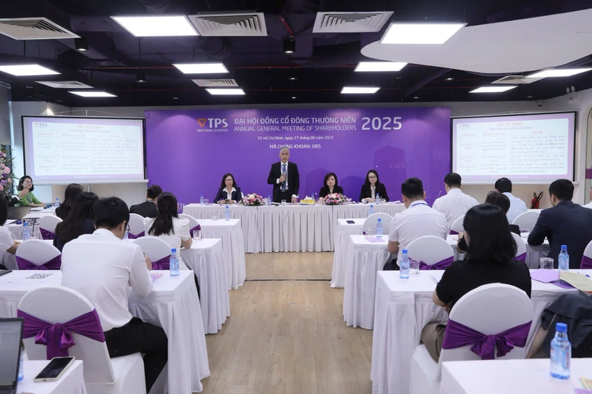 ĐHCĐ Chứng khoán Tiên Phong: Hướng đến tăng trưởng bền vững và nâng cao năng lực cạnh tranh.jpg