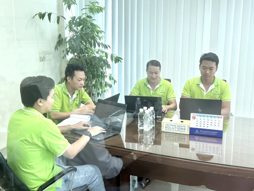 vws-tap-huan-ung-dung-ai-vao-cong-viec-cho-50-can-bo-nhan-vien-3.jpg