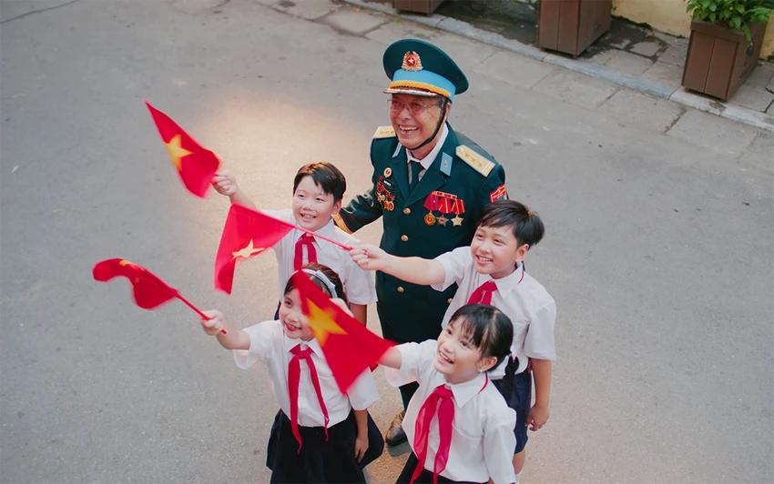 mv-viet-nam-tu-hao-buoc-tiep-tuong-lai-khi-su-chan-thanh-cham-dung-nhip-thoi-cuoc-2.png