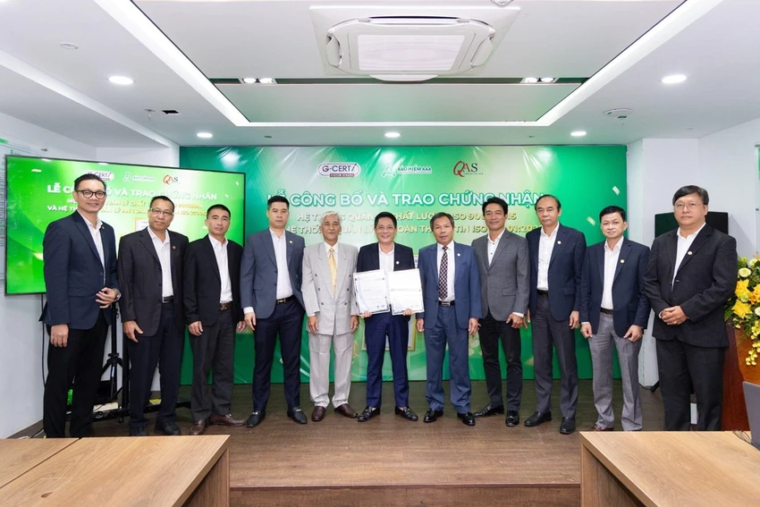 bao-hiem-aaa-khang-dinh-chat-luong-va-an-toan-thong-tin-qua-chung-nhan-iso-9001-2015-iso-iec-27001-2022.jpg