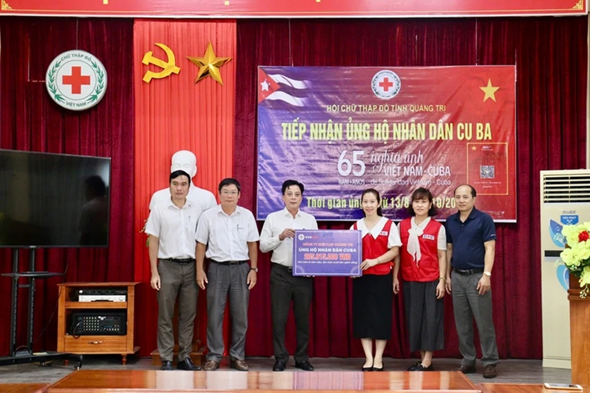 EVNCPC ủng hộ hơn 5,1 tỷ đồng giúp đồng bào vùng bão lũ và nhân dân Cuba.jpg