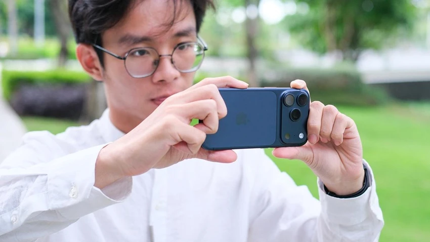 gia-iphone-17-pro-1tb-bao-nhieu-nen-mua-iphone-17-pro-max-hay-ban-pro-1tb-2.jpg