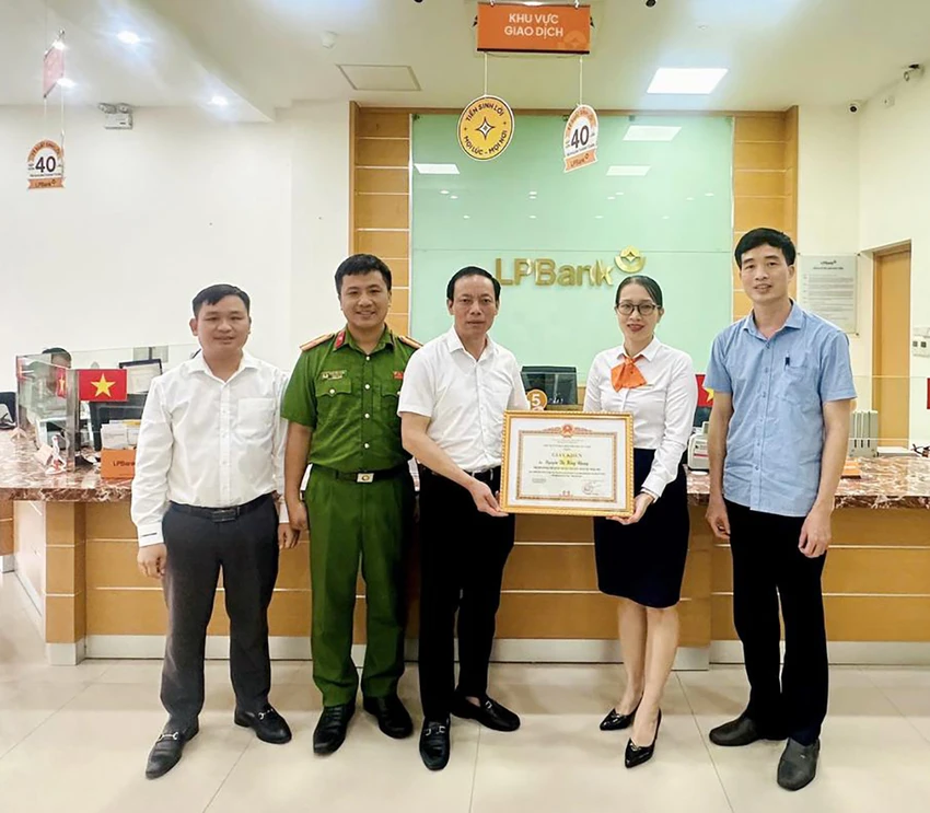 lpbank-lien-tiep-ngan-chan-cac-vu-lua-dao-chiem-doat-tai-san.jpg