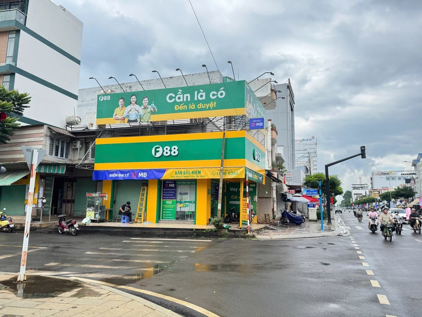 giai-phap-cho-nhu-cau-vay-nhanh-trong-ngay-cua-nguoi-lao-dong-binh-dan.jpg