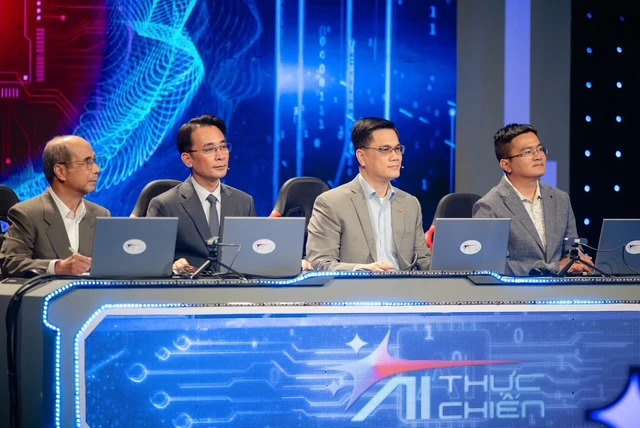 cio-techcombank-tren-ghe-nong-a-i-thuc-chien-tan-dung-a-i-de-giai-quyet-bai-toan-thuc-tien-2.JPG