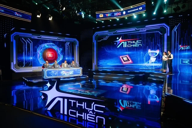 cio-techcombank-tren-ghe-nong-a-i-thuc-chien-tan-dung-a-i-de-giai-quyet-bai-toan-thuc-tien.JPG