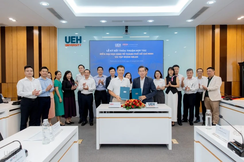 Ông Nguyễn Trọng Hiền – Chủ tịch HĐQT Tập đoàn GELEX ký kết Thỏa thuận hợp tác với Lãnh đạo Đại học Kinh tế TP.HCM